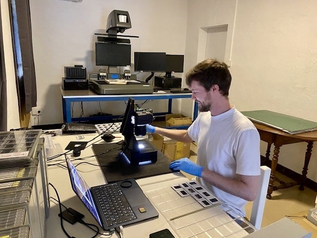 Numérisation de diapositives à l'Île Maurice pour Beachcomber