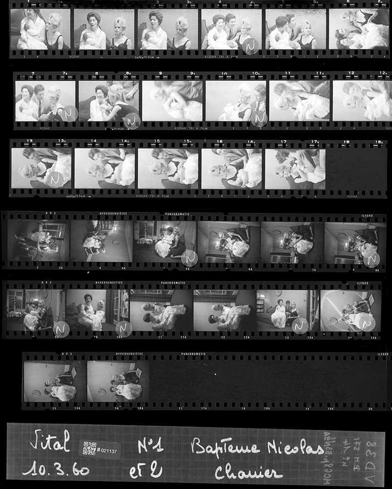 Pochette de négatifs, inversés en post-production - Brigitte Bardot © René Vital / Paris Match